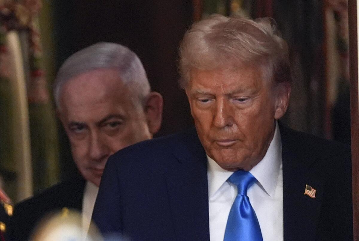 Israël bereidt inlichtingendossier voor om Trump aan te zetten tot nieuwe oorlog tegen Iran